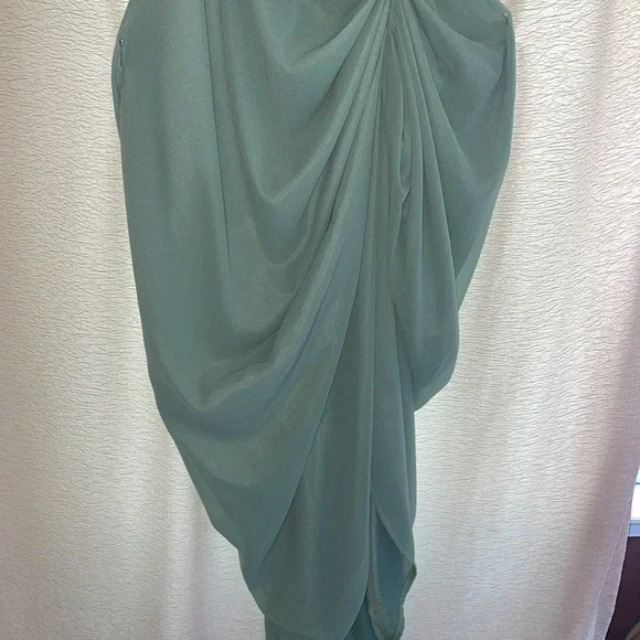 NWT PRETTYLITTLETHING dress 10 - Picture 2 of 14